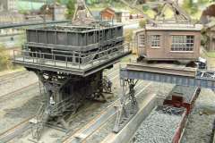 bis2004_10